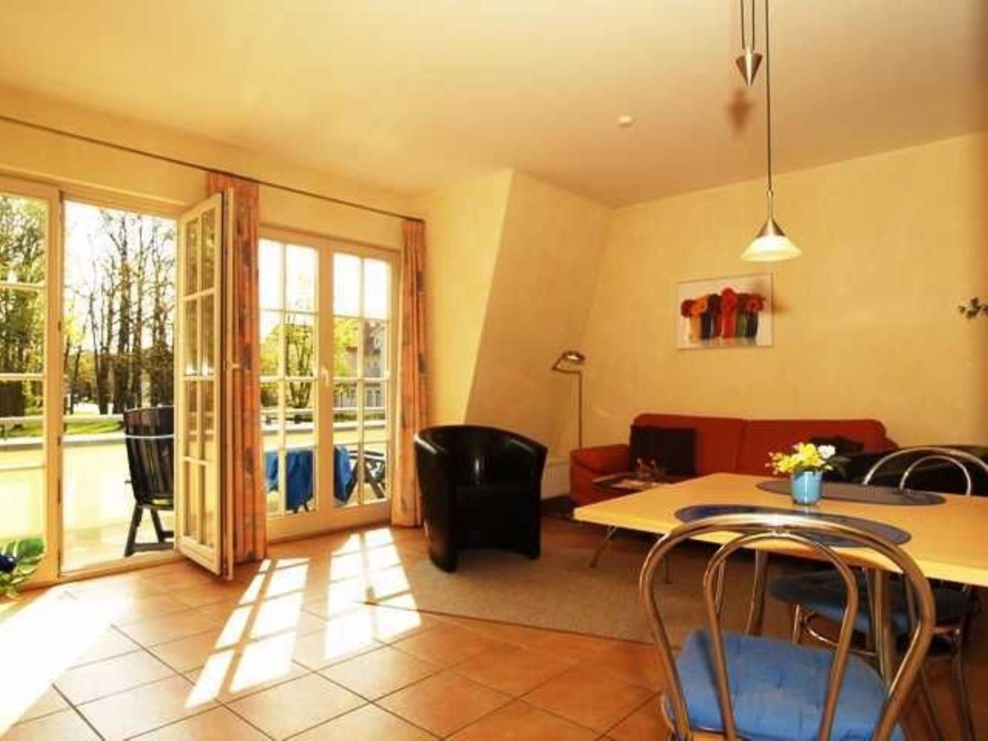 Unter Den Kolonnaden 13 Hotel Ostseebad Kühlungsborn Екстериор снимка